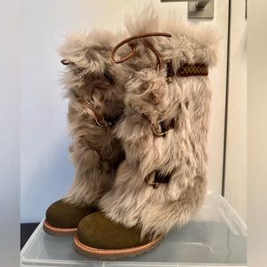 Aerin: Lace up Fur Winter Boots | Size: 7